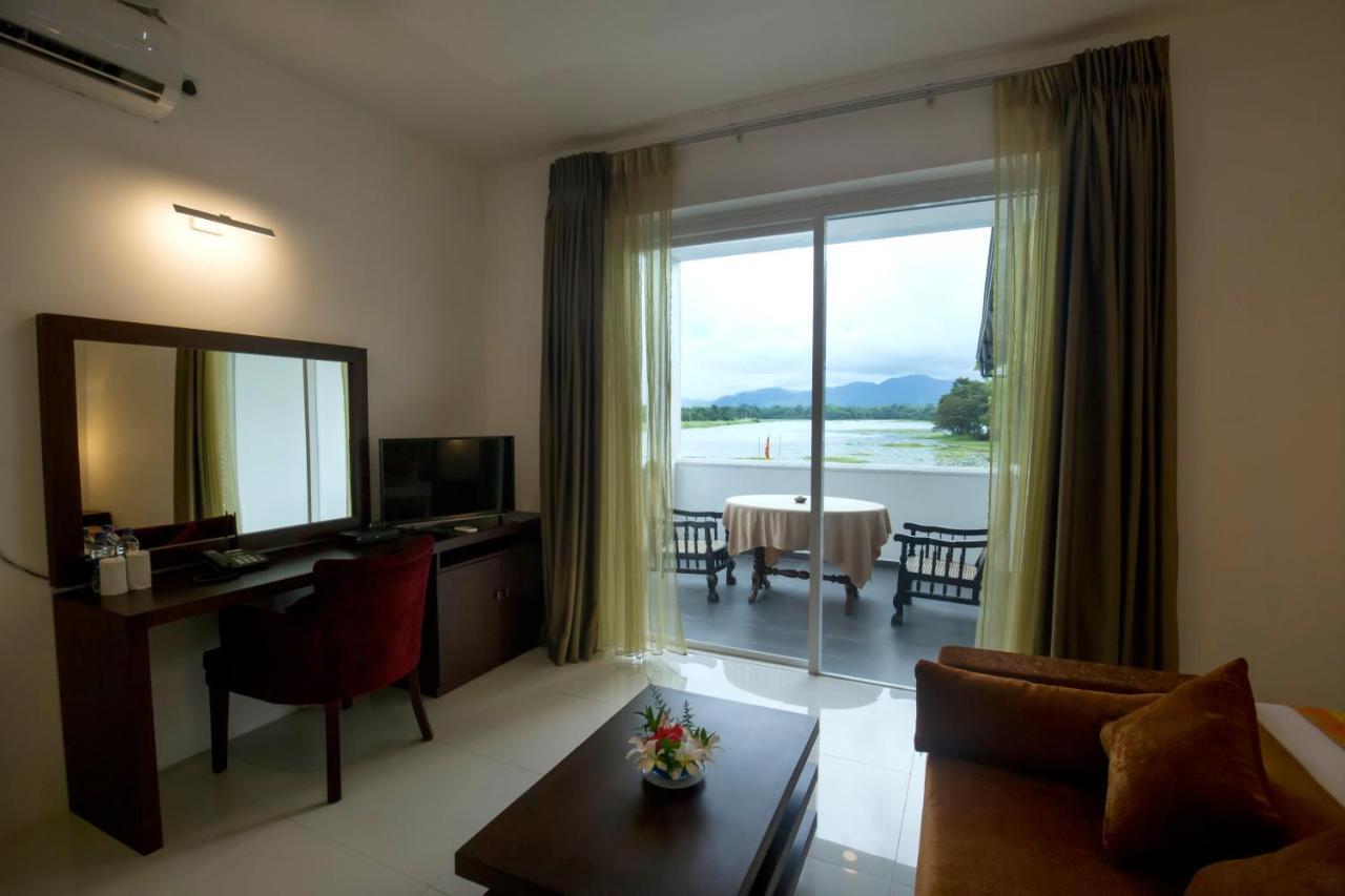 Lavendish Wild Safari Hotel Wasgamuwa Kültér fotó
