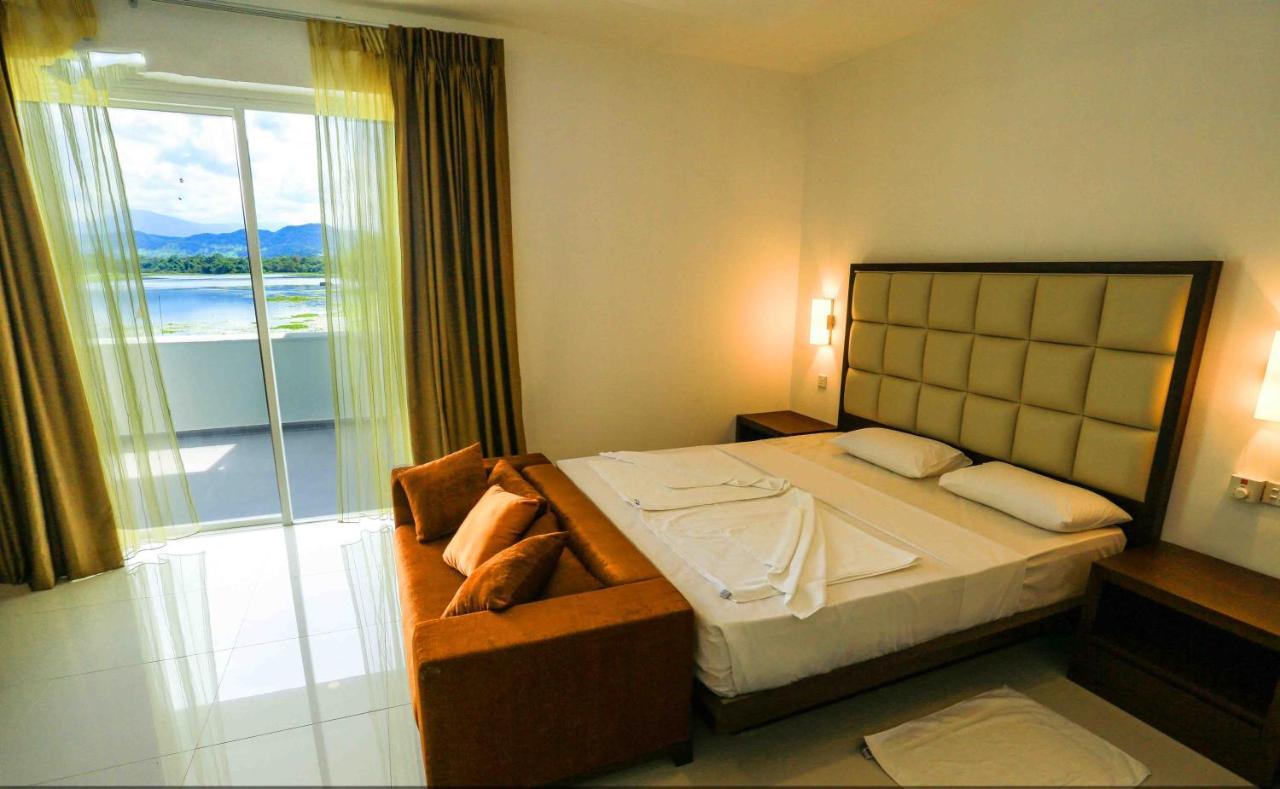 Lavendish Wild Safari Hotel Wasgamuwa Kültér fotó